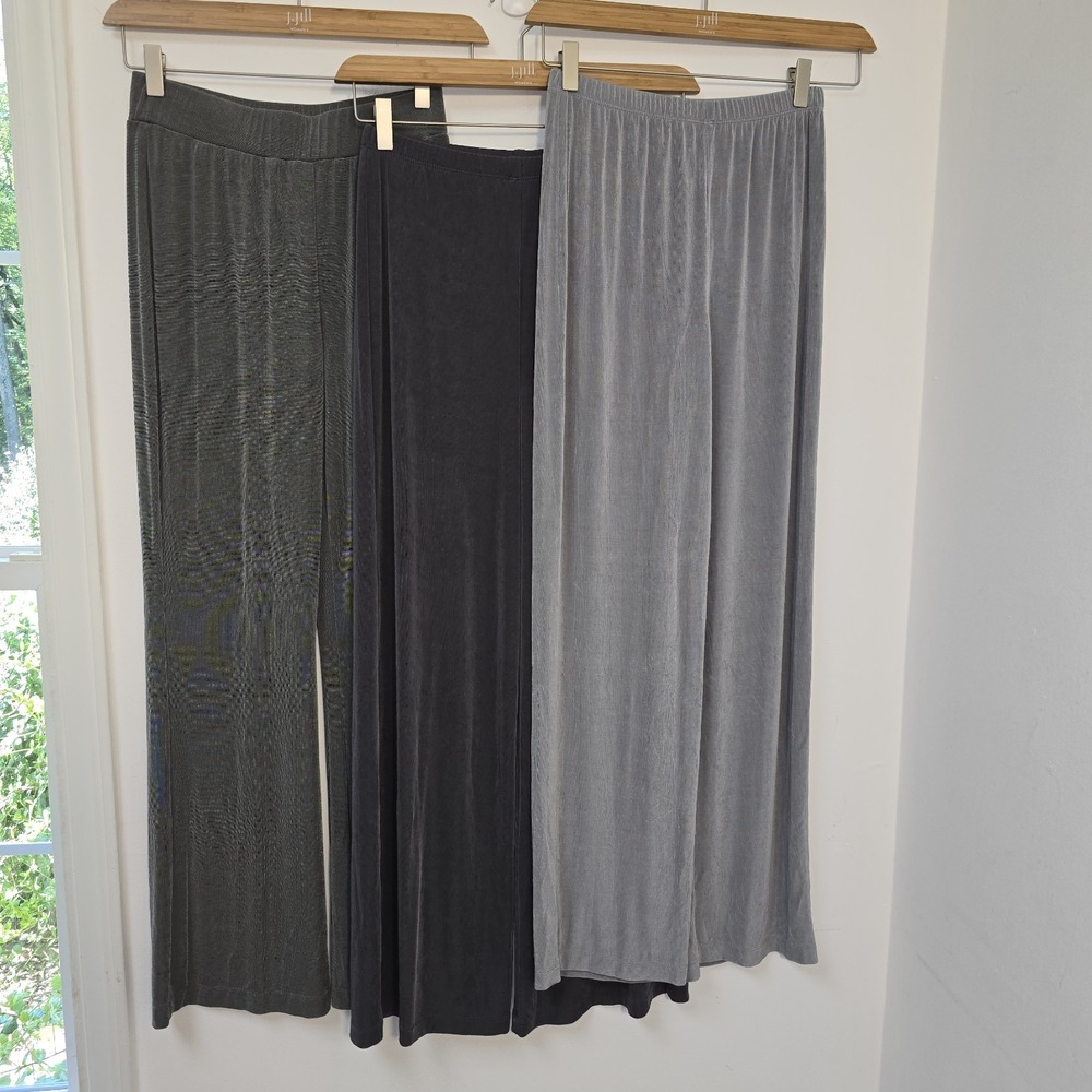 Chicos Travelers Slinky Stretch Pants Bundle of 3 Gray Straight Leg Size 0 Small
